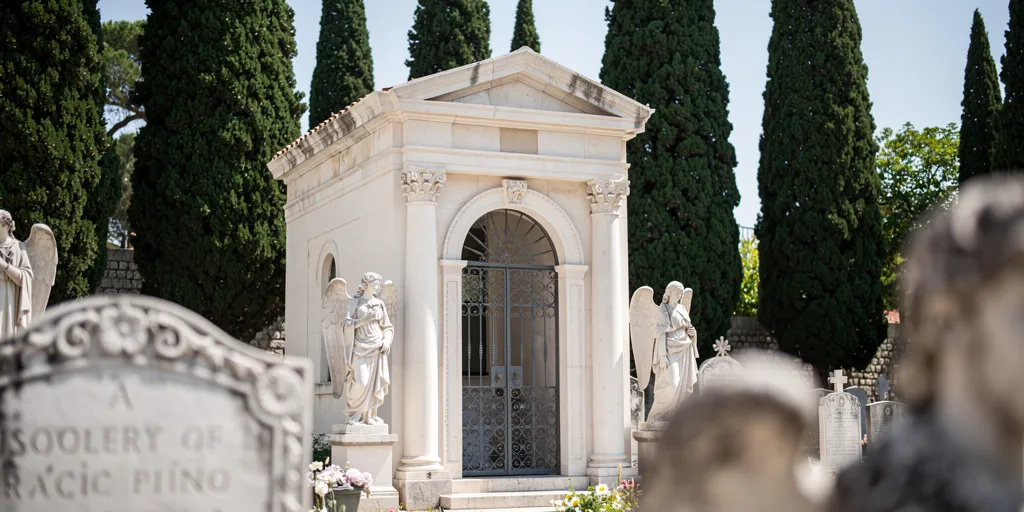 mausoleum of the racic family