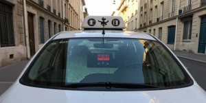 arnaques classiques pour les touristes comment les repérer